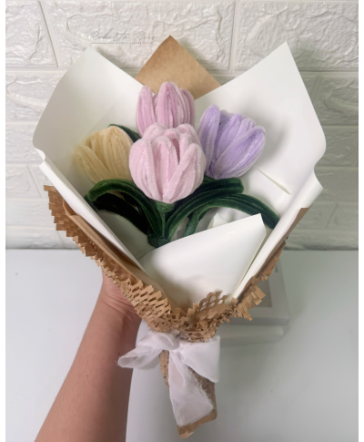 Buquê de Flores em Chenille | Tulipas